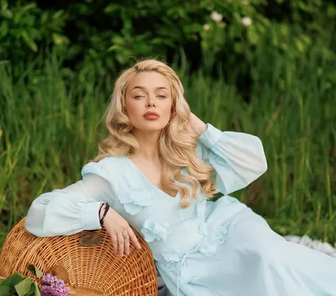 Аліна Гросу показала сина-богатиря: малюк переріс свій вік