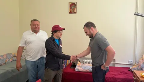 Джессі Айзенберг завітав до санаторію Держприкордонслужби на Львівщині