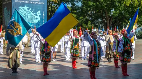 Одеса відзначила День міста: хода, прапор і три нові зірки на Алеї слави