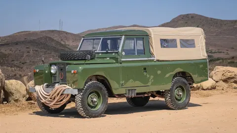 Пікап Джеймса Бонда: Land Rover подружжя Крейґа і Вайс виставили на аукціон
