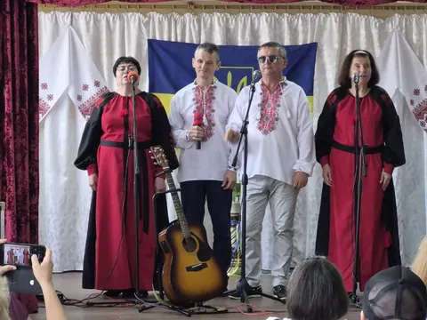 «Струни серця»: вінничани зіграли для Хмельницького напередодні Дня Незалежності