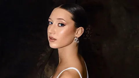 Rony зняла кліп на «Два кольори» у Тустані: розмова через покоління