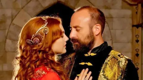 Шість турецьких серіалів, які варті уваги поціновувачів «Величного століття»