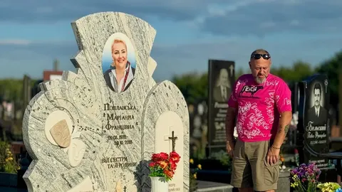 «Люди любили і люблять тебе»: Руслан Горовий відвідав могилу Марини Поплавської
