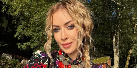 Наталія Валевська відновила голос після операції та вирушила в подорож Європою