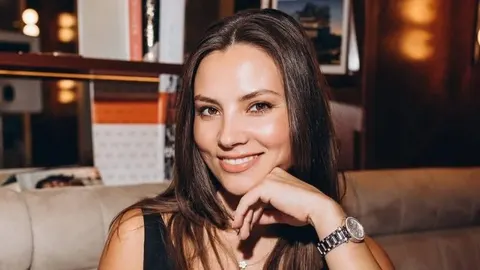 Акторка Антоніна Хижняк показала відпочинок на одеському узбережжі