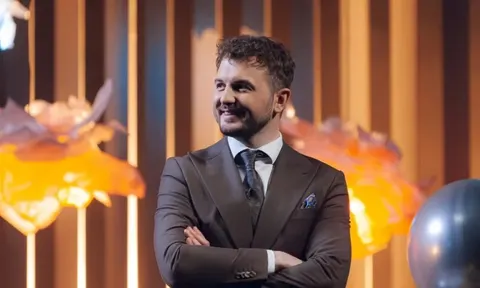 Перший дзвоник у чернівецькому ліцеї: зірковий гість на святі